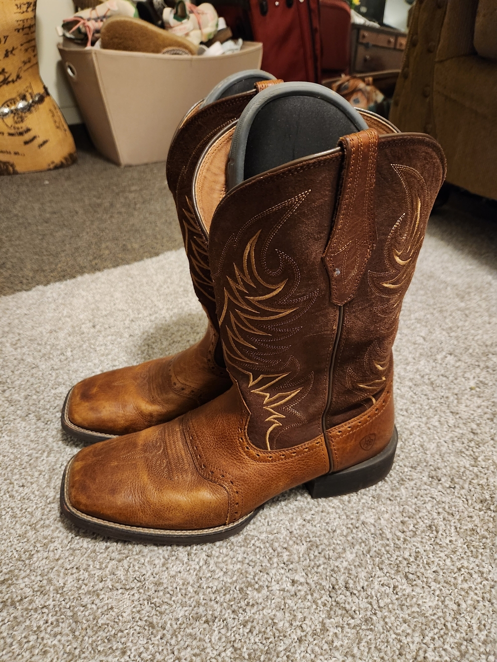 Men's Ariat Brown Leather Cowboy Boots - Embroidered Pull-On Western Boots 12D
